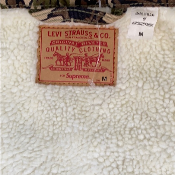 SUPREME X LEVI’S SHERPA HEAVY DUTY TRUCKER JACKET - Picture 12 of 16